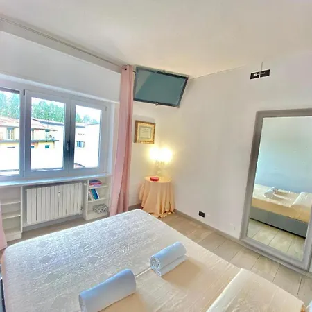Apartamento Bocconi Home, Moderna Ed Elegante, Spazioso E Luminoso, Con Due E Due Bagni *
